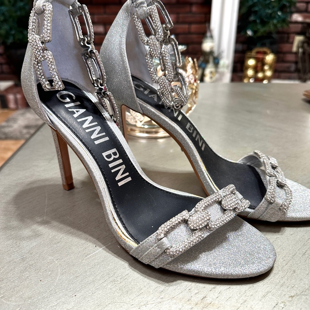 Beautiful Silver Rhinestone Strap Sandals - Picture 4 of 4